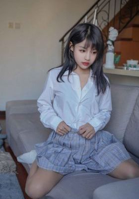 穴里含着按摩棒h